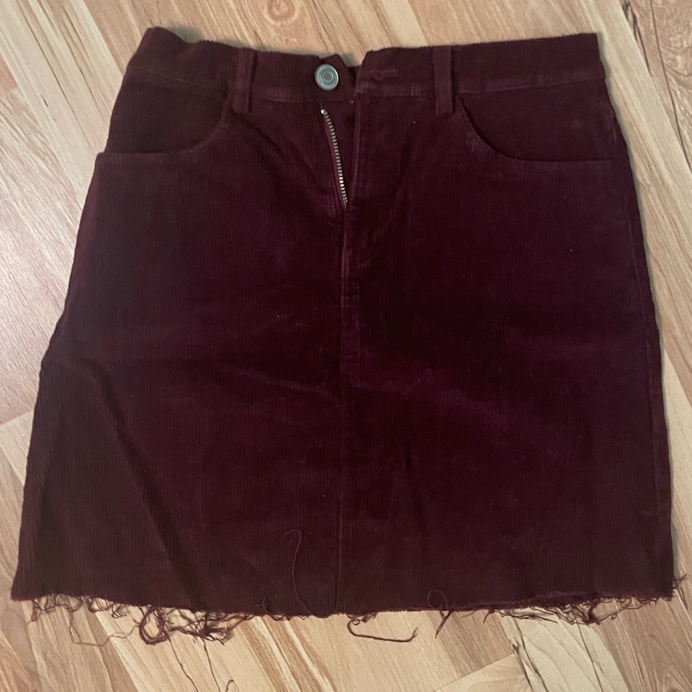 Brandy Melville Maroon corduroy mini skirt